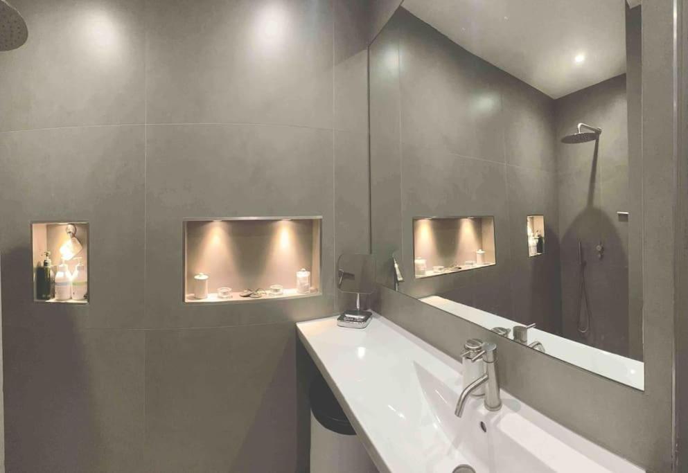 Stunning Flat 1 Min Bond Street