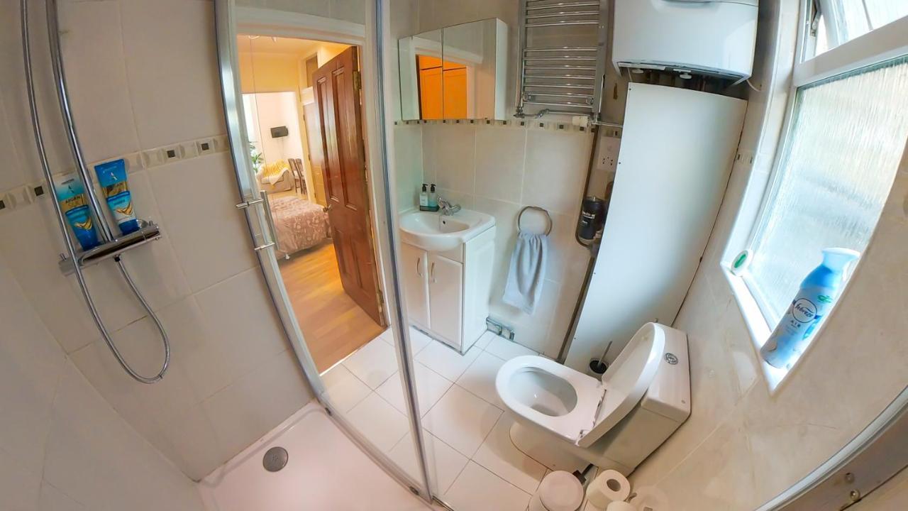 Lovely&bright Flat Close To