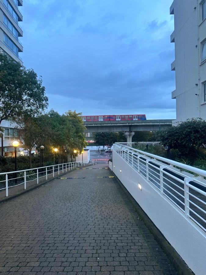 Appartement Specious In Canning Town