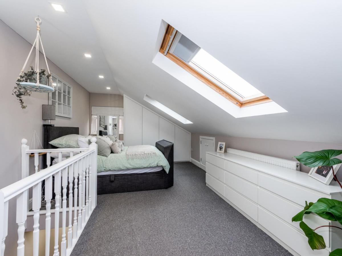 Amazing Lovely 1bdr Apartment, South Londres