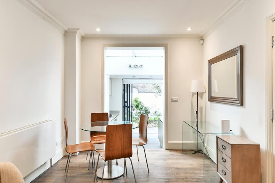 Sloane Square 2 Bed House Apartamento Londres