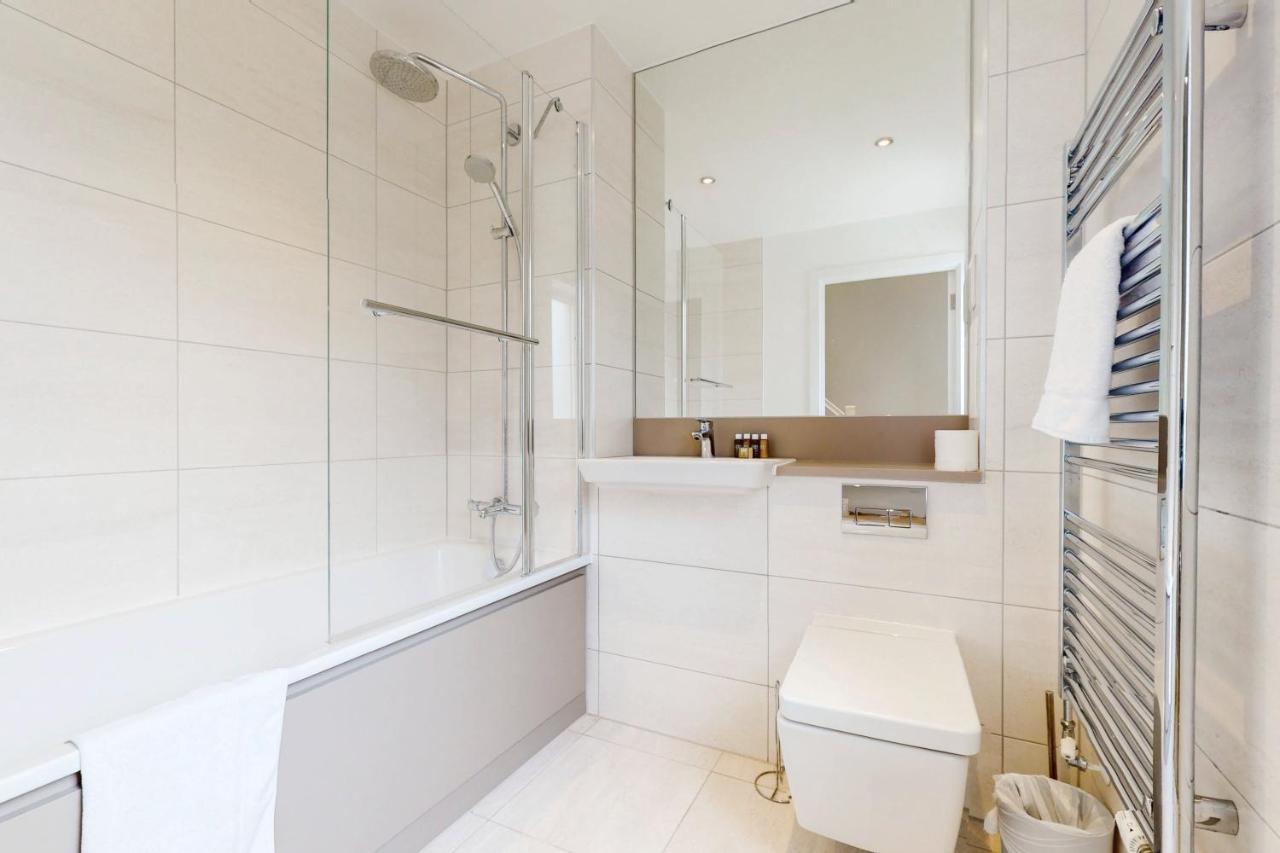 Modern And Spacious 4 Bed House In The Centre Londres