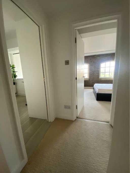 Apartamento Luxury Artistic 2 Bedroom W/balcony-great Location Londres