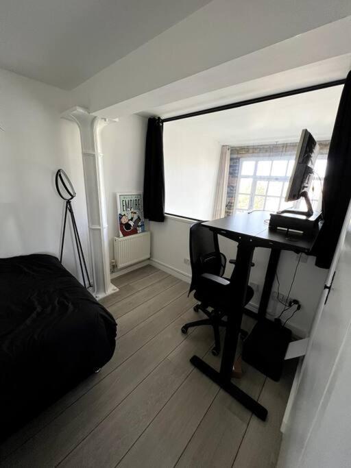 Luxury Artistic 2 Bedroom W/balcony-great Location Apartamento *