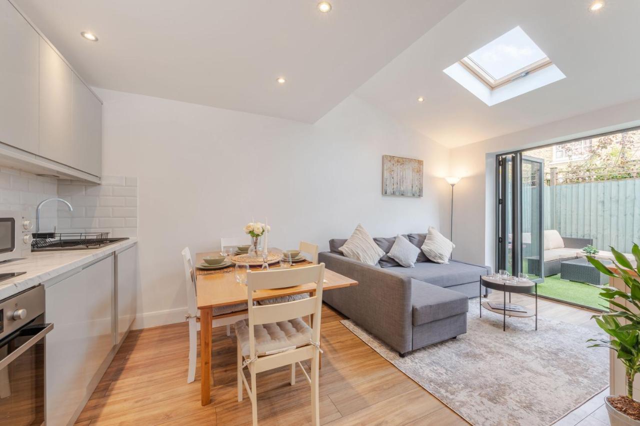 Three-bedroom Bliss In Town Apartamento *