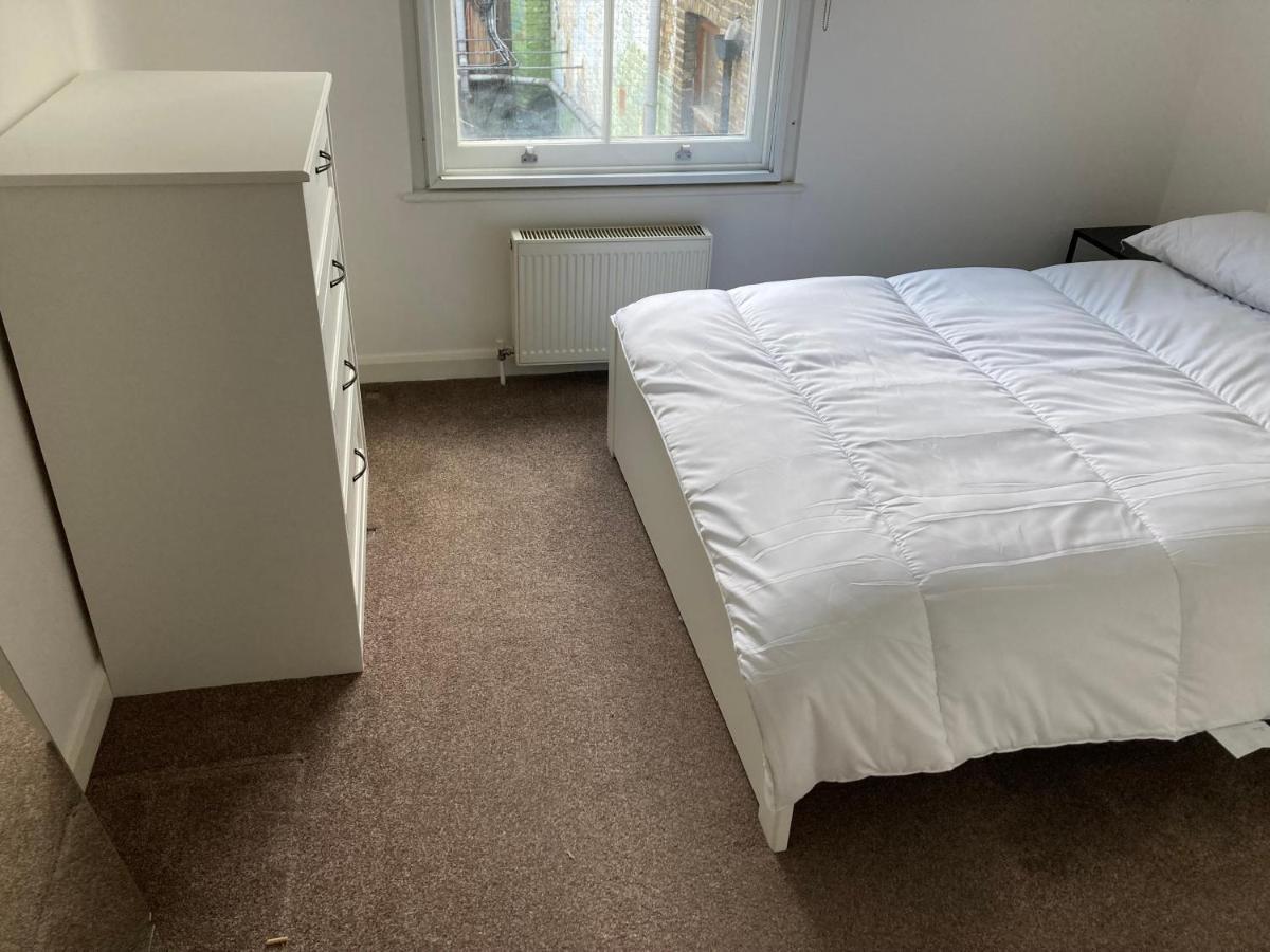 Two Double Bedroom Flat In Soho Apartment London
