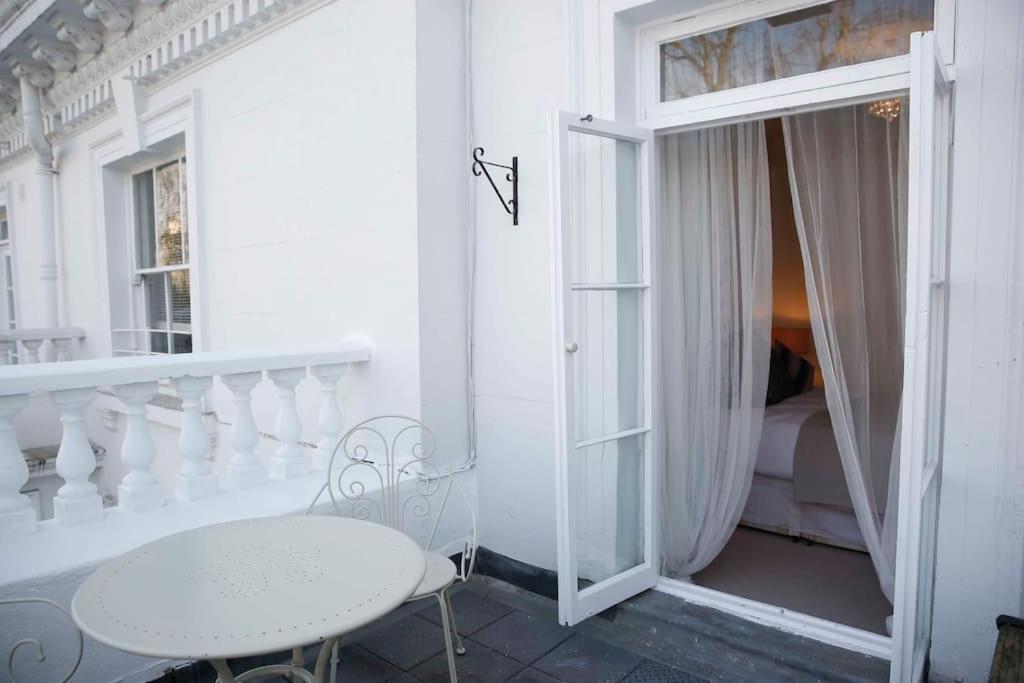 Cozy One Bedroom Next To Paddington Appartement *