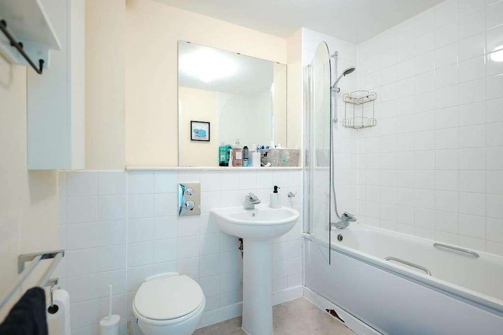 Luxurious Floor 2 Bedroom By Westfield And Abba! Appartement *