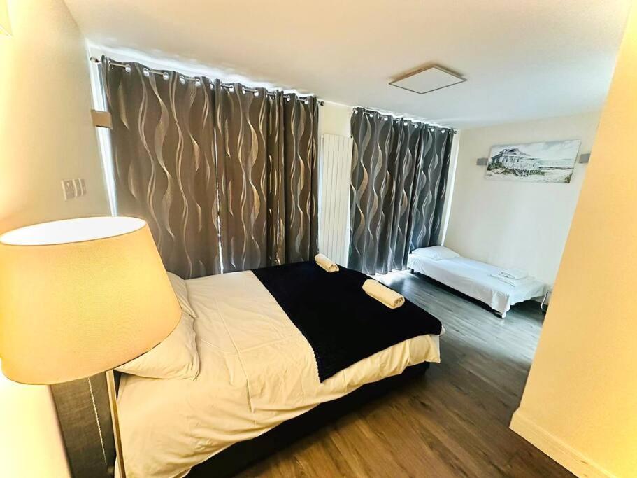 Luxurious 2 Bedroom Flat In Londres