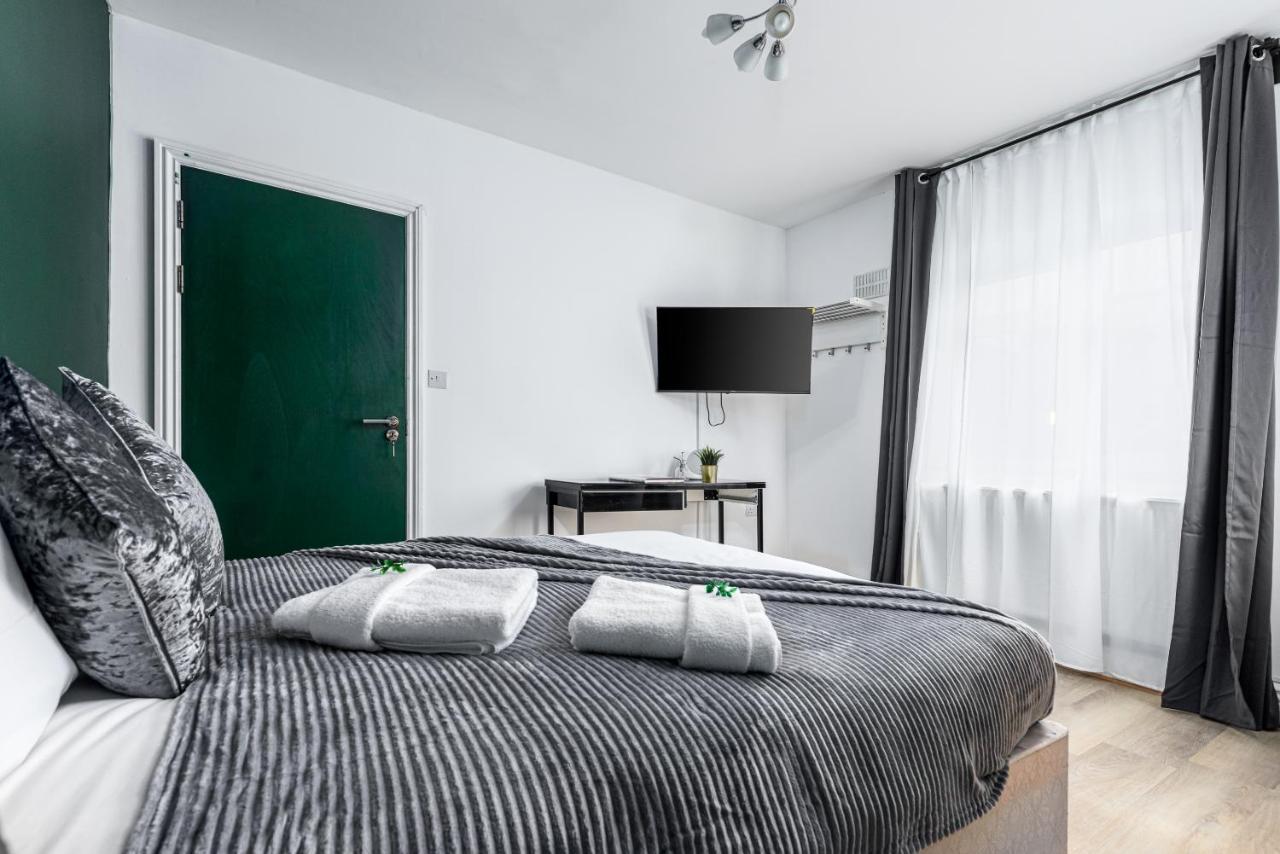 Gate Hotel