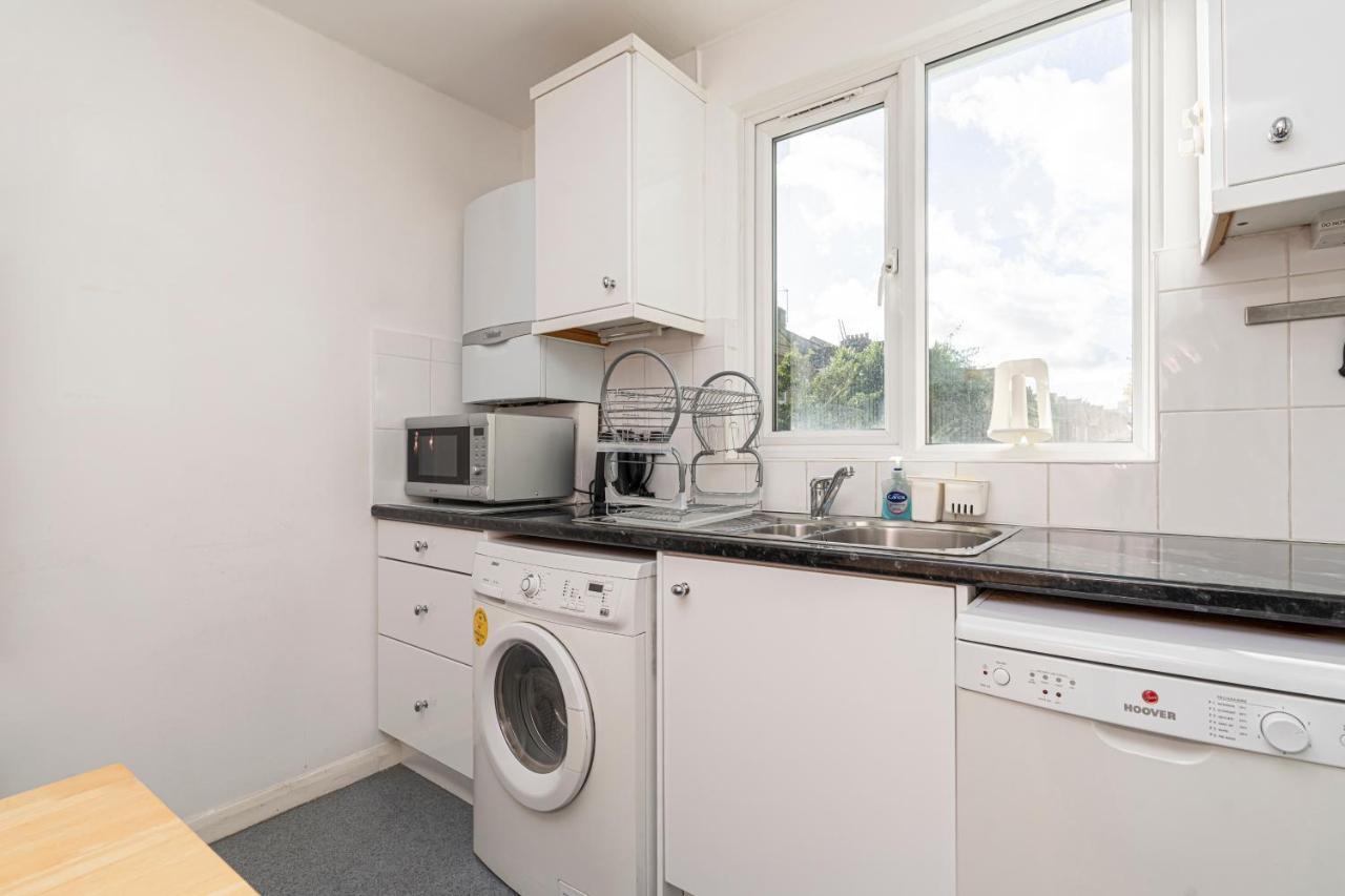 Charming Flat In West Brompton