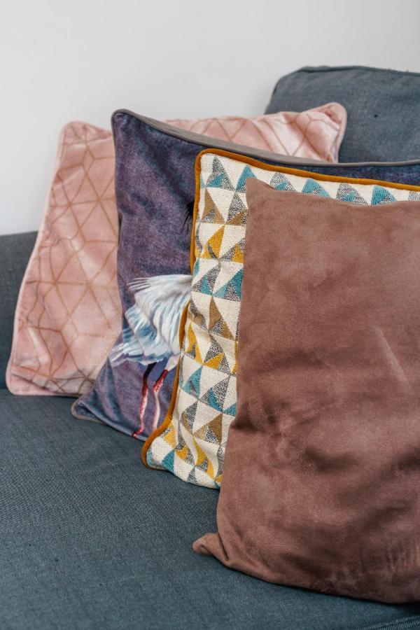 Cosy Flat Right Opp Tube Station * Londres