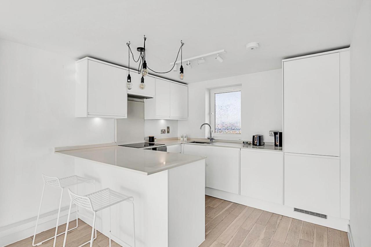 Relay Radiant Chelsea Flat With View * Londres