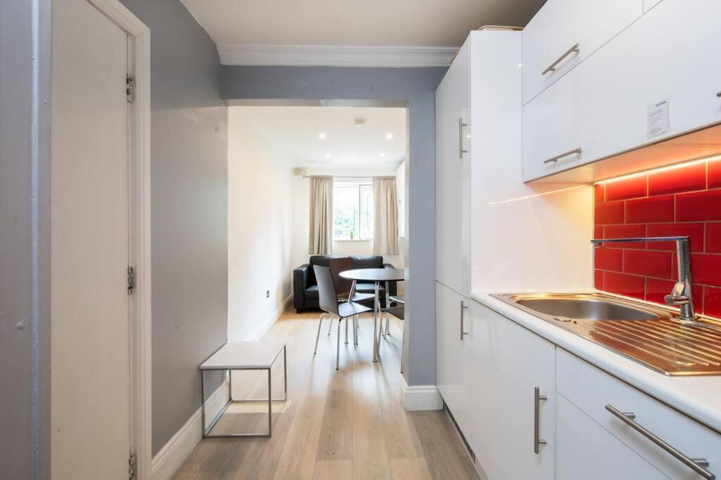 Cozy 2-bedroom Flat In Battersea Apartment