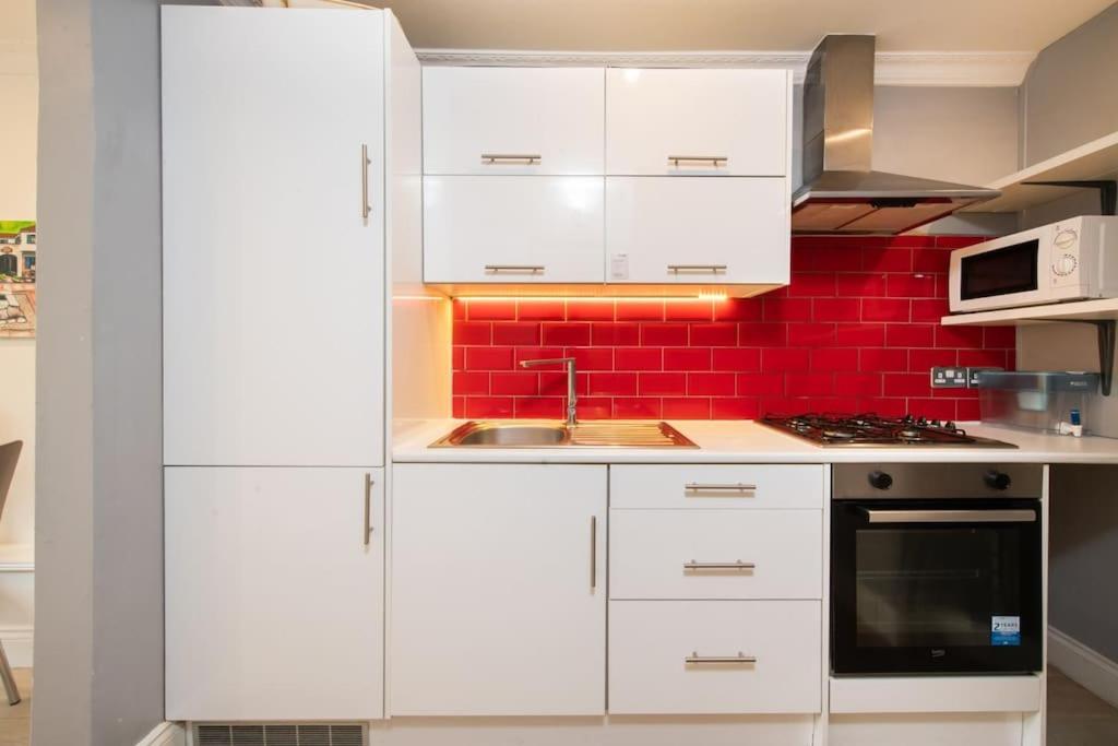 Cozy 2-bedroom Flat In Battersea *