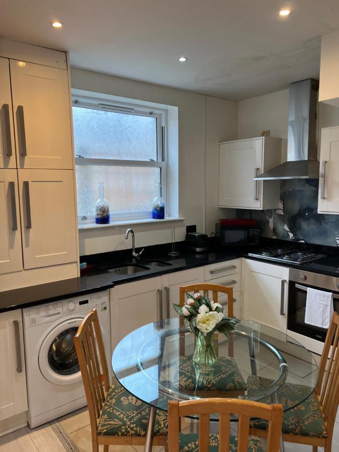 Guest house Fulham *
