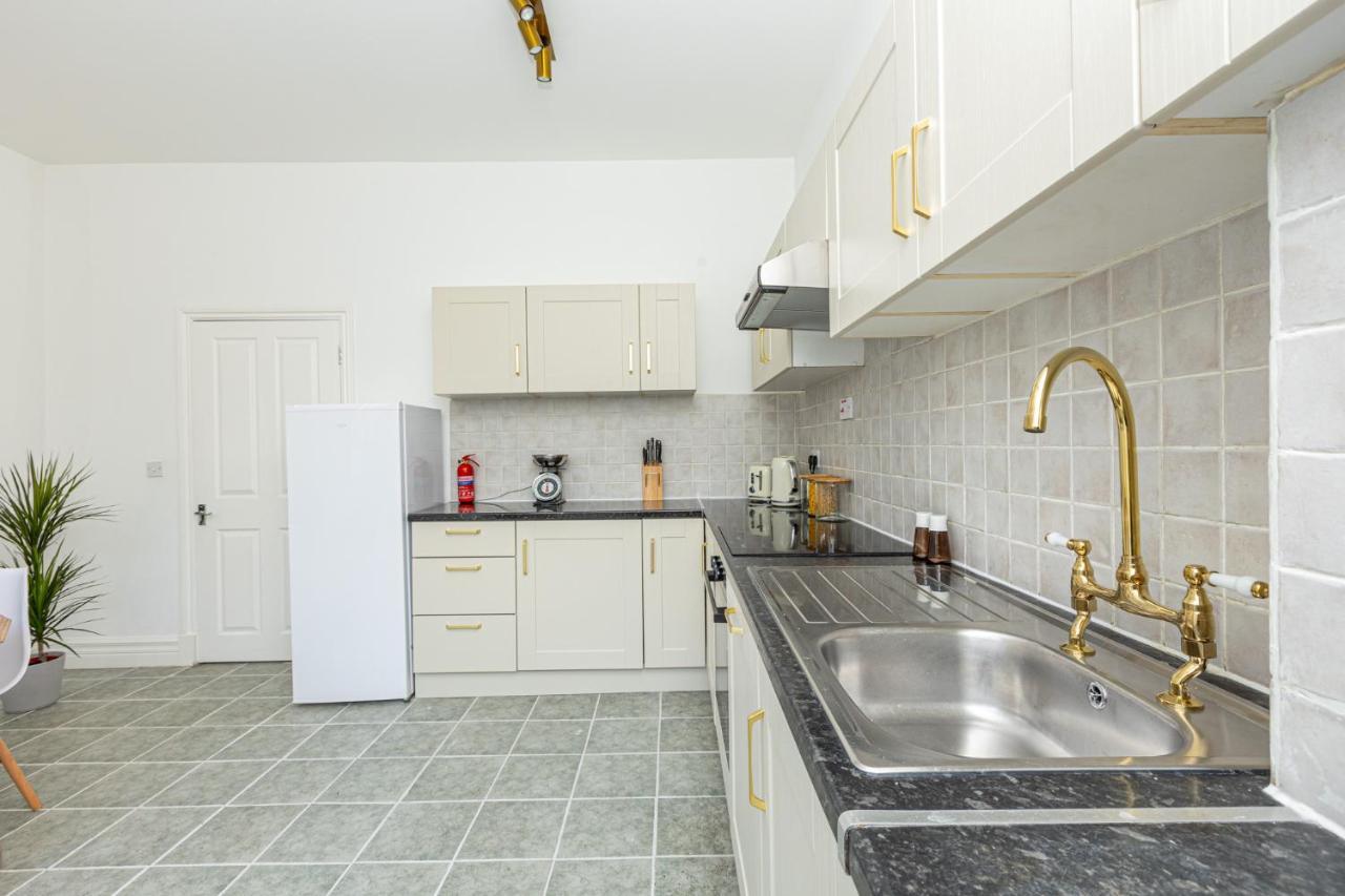 Spacious 4br 3-storey Townhouse In Lively Deptford Ferienhaus London