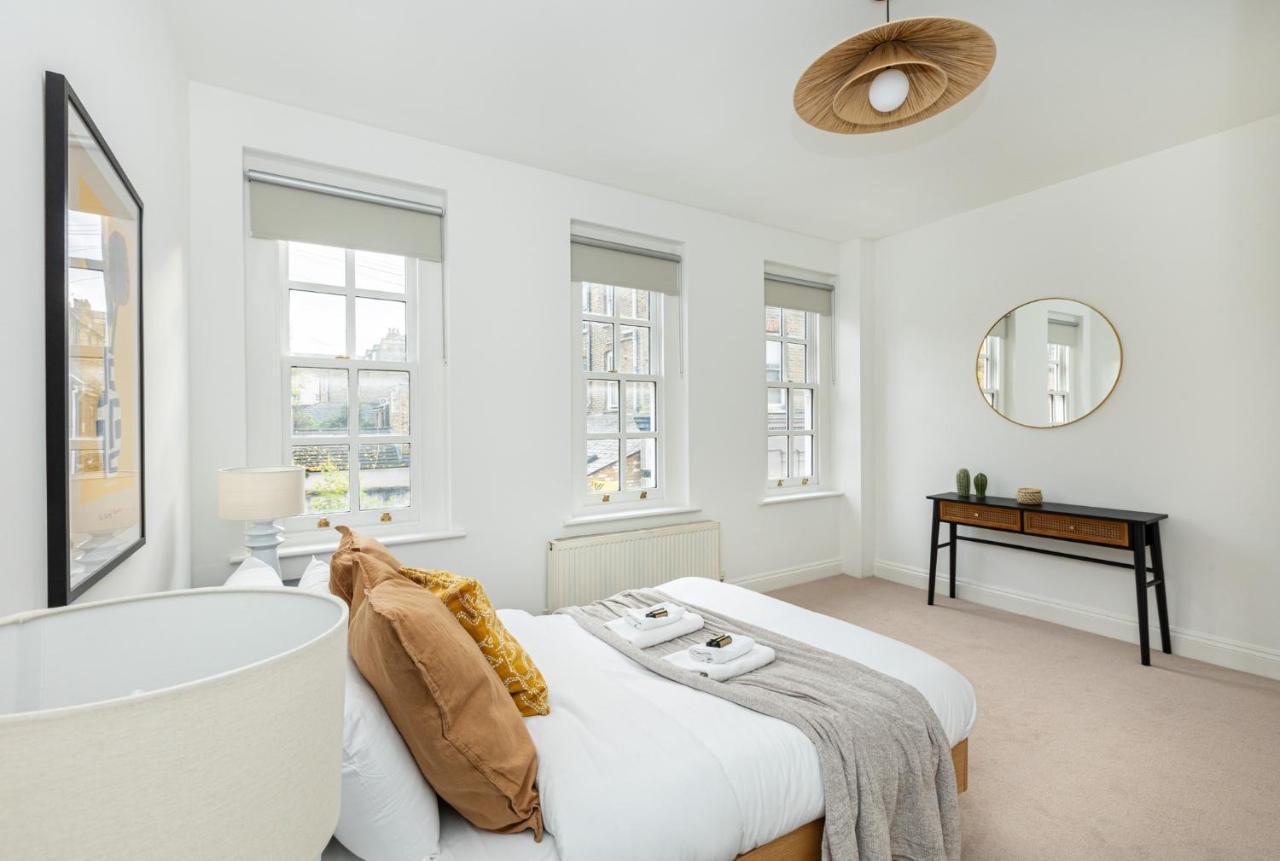Casa de Férias Spacious 4br 3-storey Townhouse In Lively Deptford