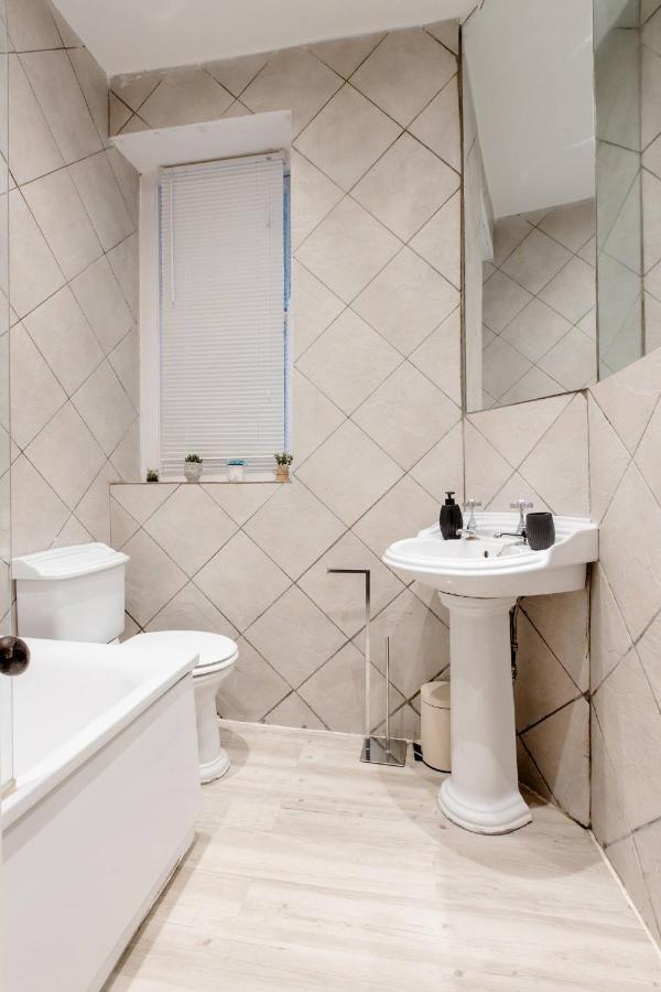 Spacious Apt In Central * Londres