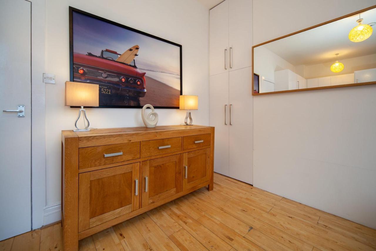 Comfortable 2 Bedroom In Tooting *