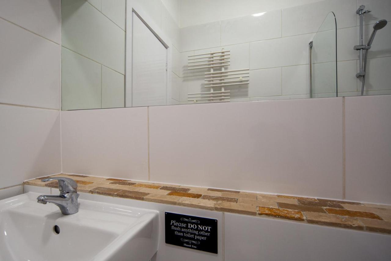 Comfortable 2 Bedroom In Tooting *