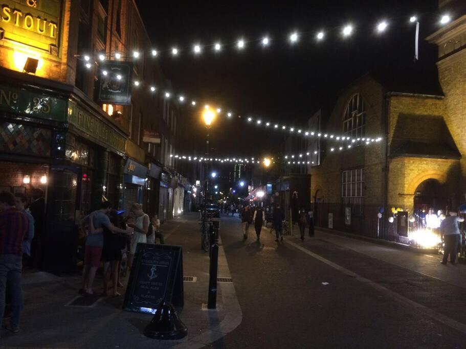 Bright Angel / Clerkenwell Londres