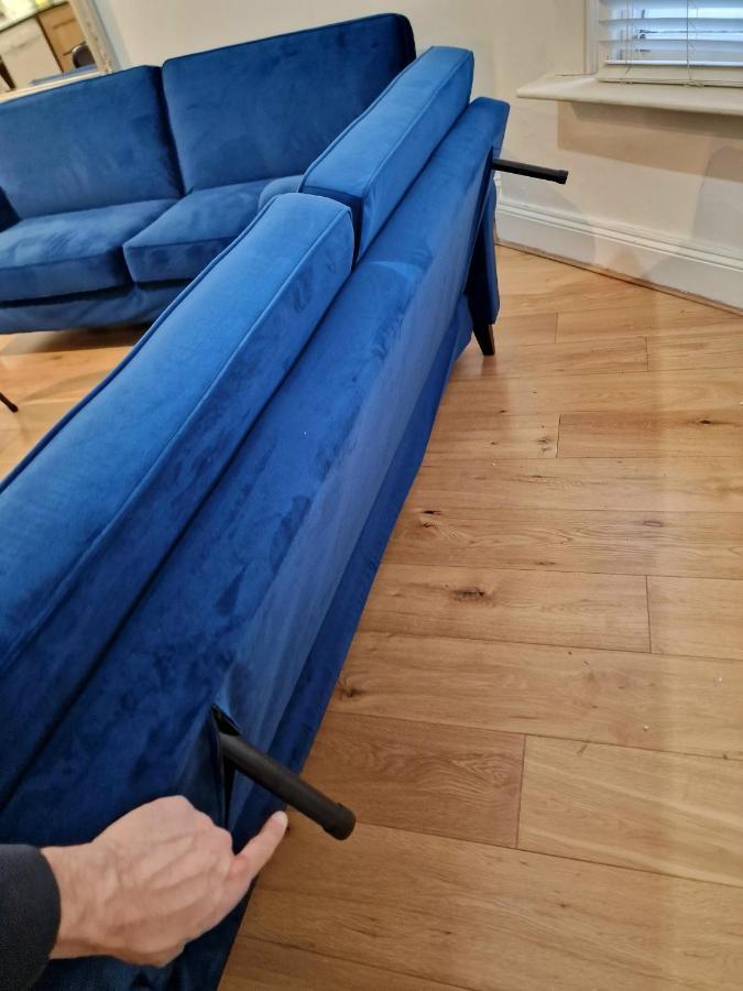 Lovely Ground Floor With High Ceiling And A Private Garden By Earl's Court Station Apartamento