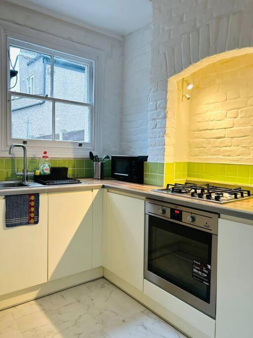 Elegant House In Stratford Appartement *