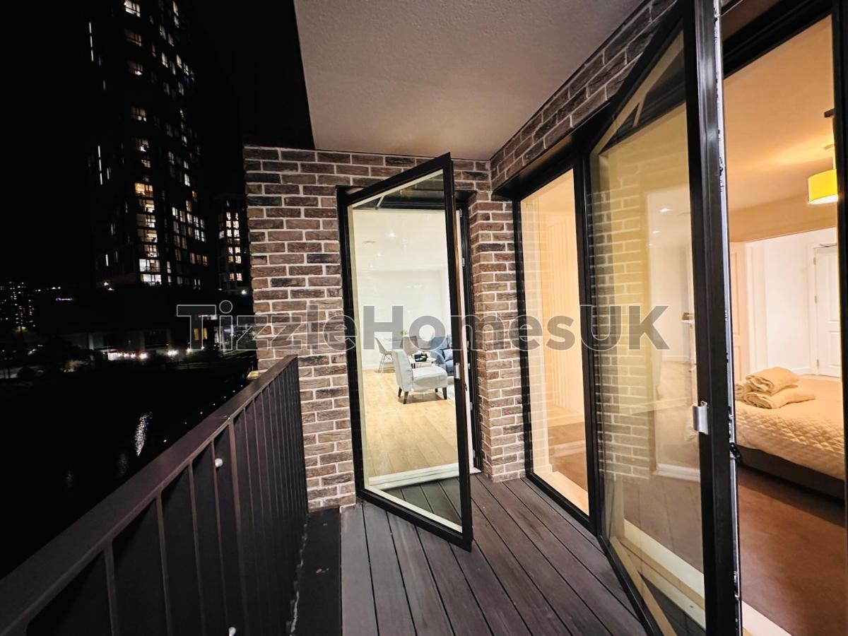 Apartamento Tizzlehomesuk