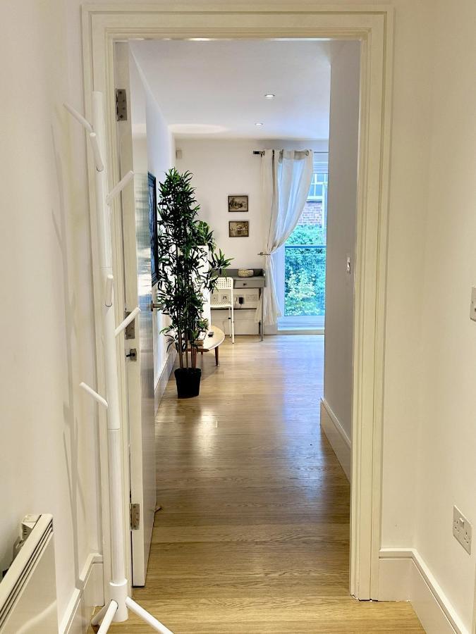 Kings Cross Apartment