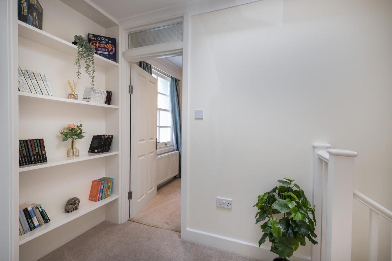 Stunning 3 Bed Townhouse Londres