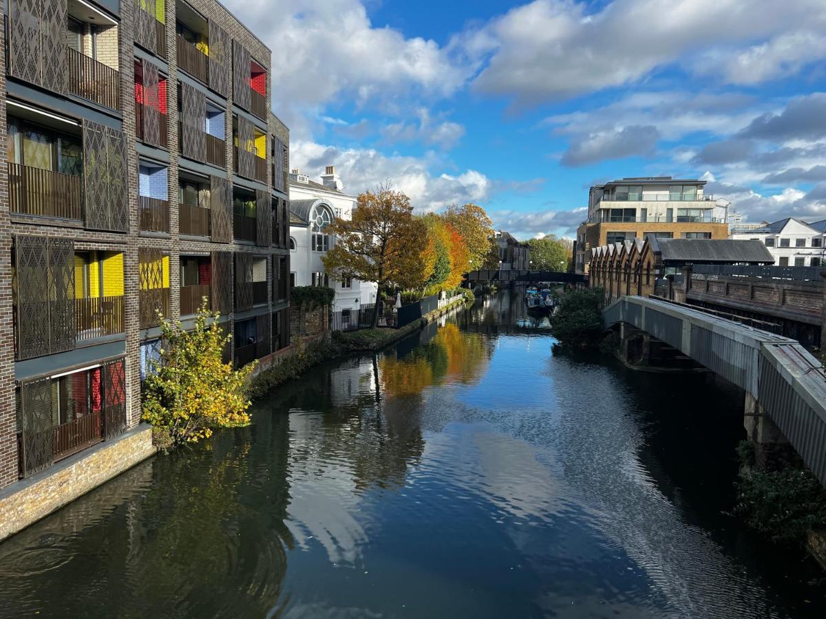 Luxury Notting Hill On Canal In Of Westminster Trendy Massive Apartment