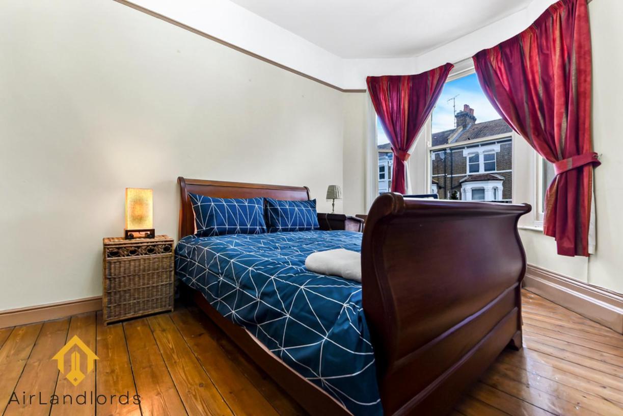 Peaceful 2-bedroom Flat Near Queens Park Station * Londres