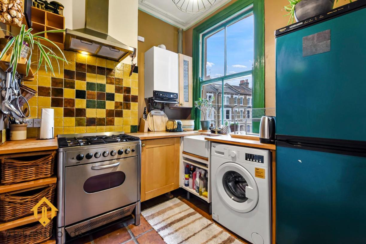 Apartamento Peaceful 2-bedroom Flat Near Queens Park Station *