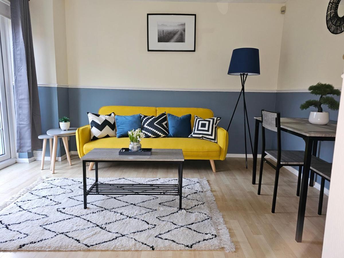 Apartment In Beckton. Docklands. Airport. London