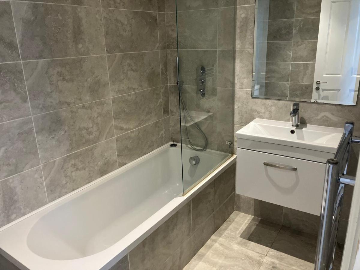Splendid 2 Bed Flat With Private Terrace In Wimbledon - 2 The Queens Appartement *