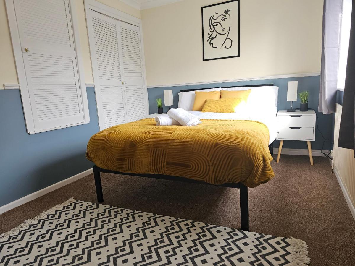 Apartamento In Beckton. Docklands. Airport. *