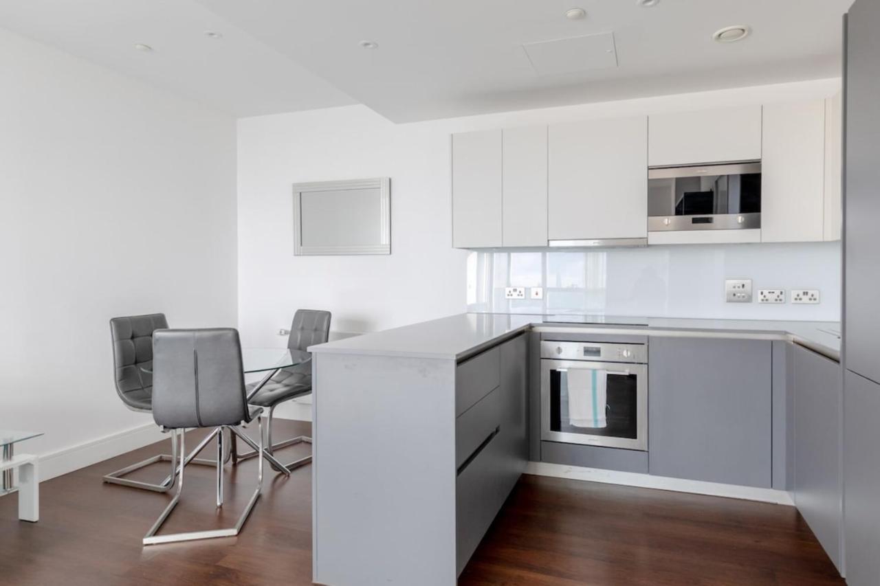 Appartement Chic 1bd Flat Wviews Of The Shard - South Quay!