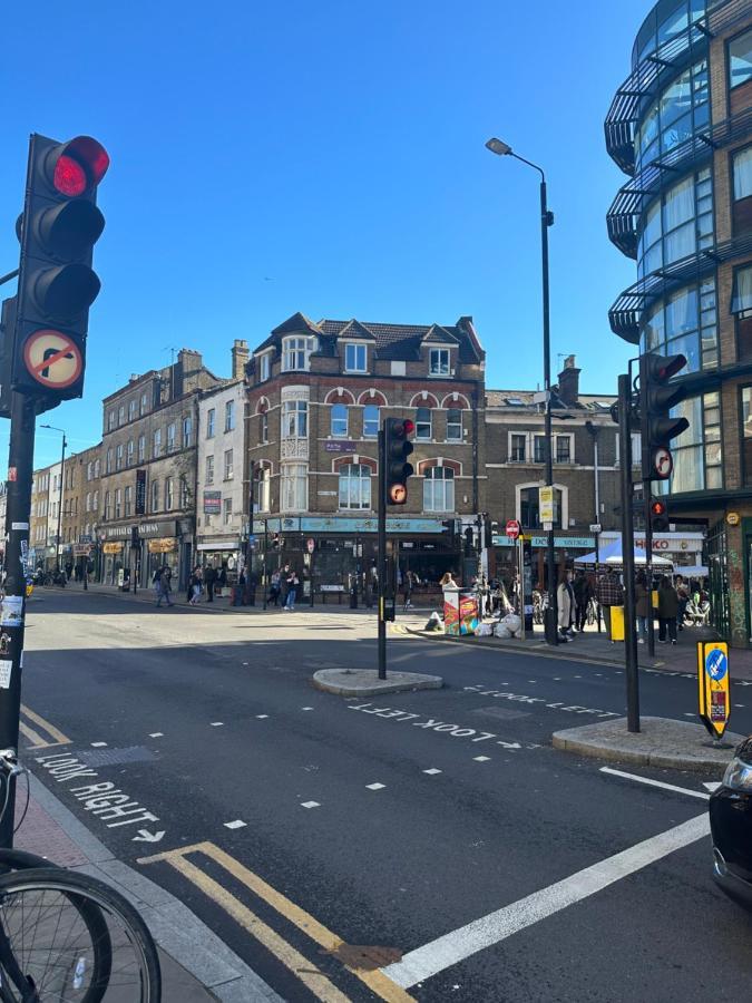 Liverpool Street Bedroom Guest house London