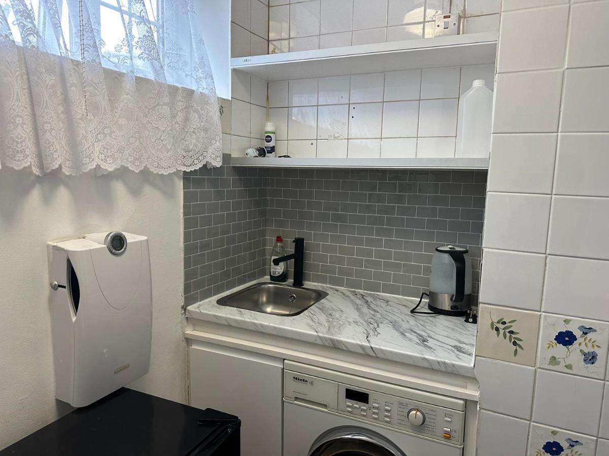 Private Cosy Knightsbridge Studio * Londres