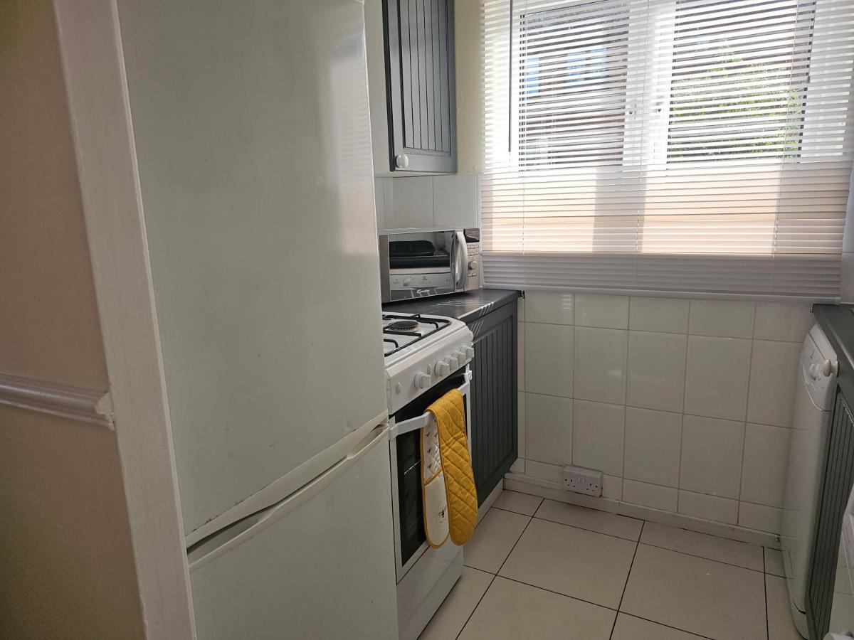 In Beckton. Docklands. Airport. Apartment *