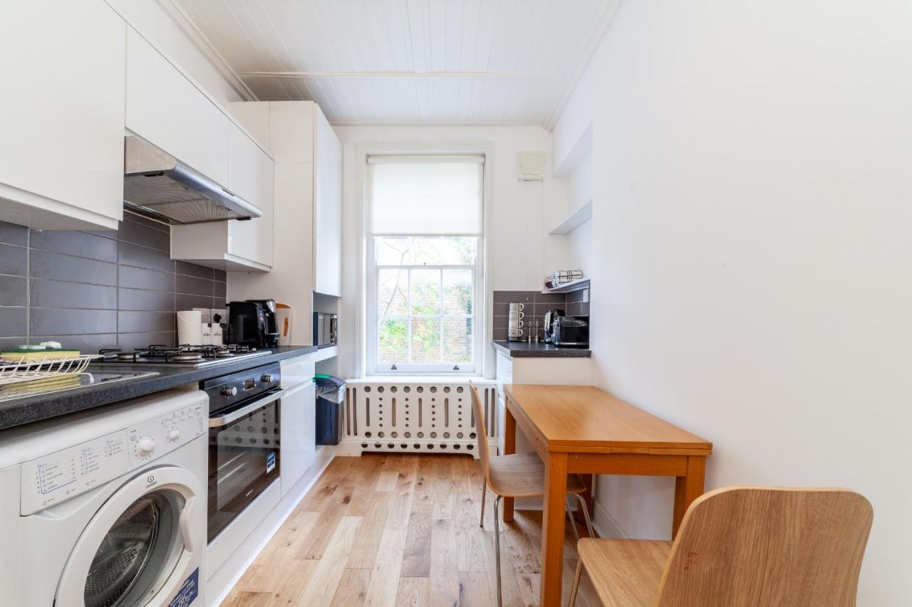Period Victorian Abode In Idyllic Kings Cross *