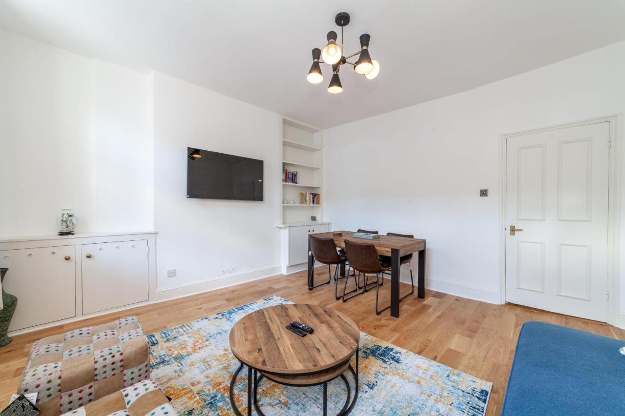 Period Victorian Abode In Idyllic Kings Cross * London