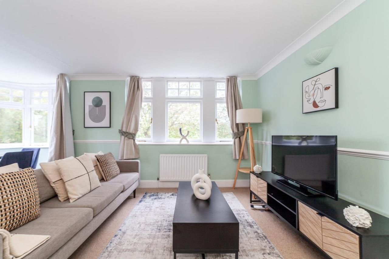 The Lewisham Flat * London