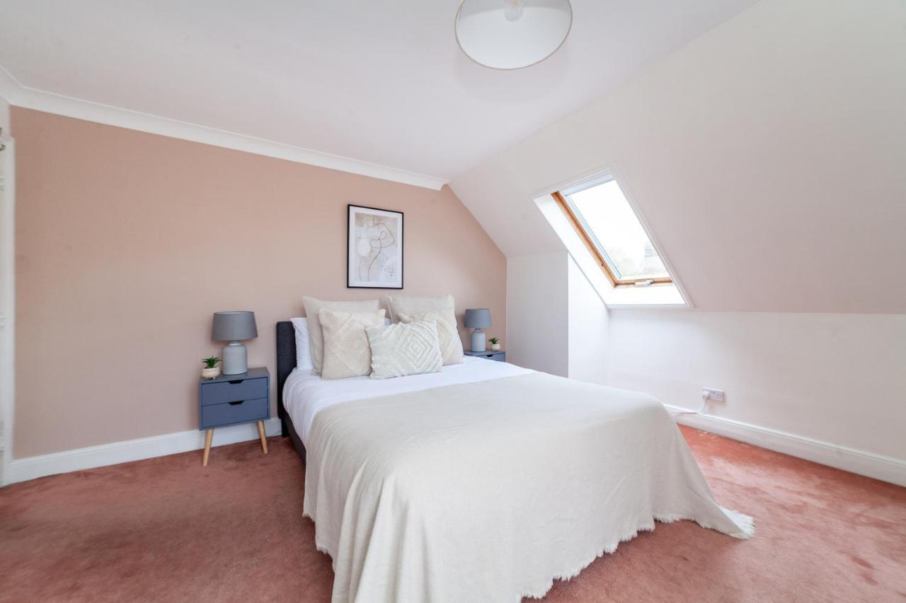 The Lewisham Flat Apartment