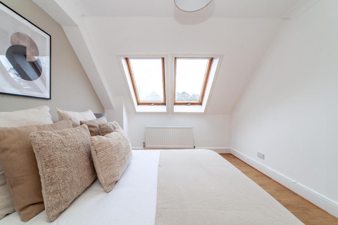 Apartment The Lewisham Flat London