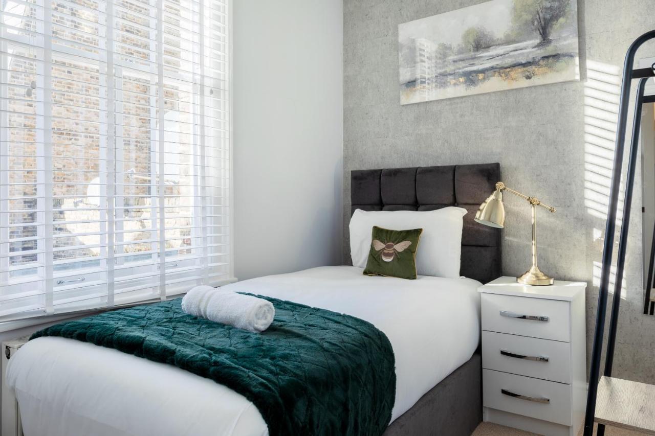 Beautiful 4 Bedroom House Near Paddington Station Londres