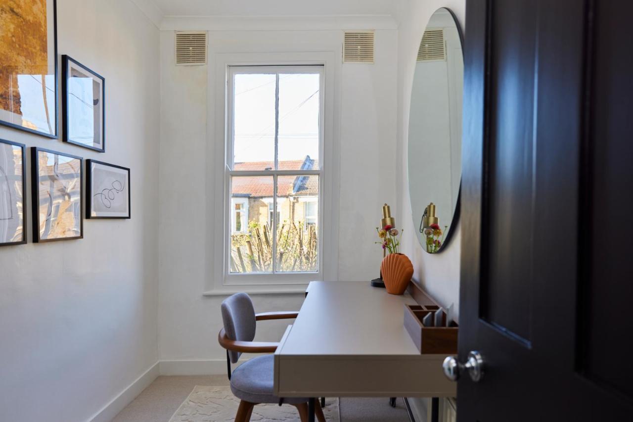 The Leyton Midland Crib - Cozy 2bdr Flat With Study + Garden London
