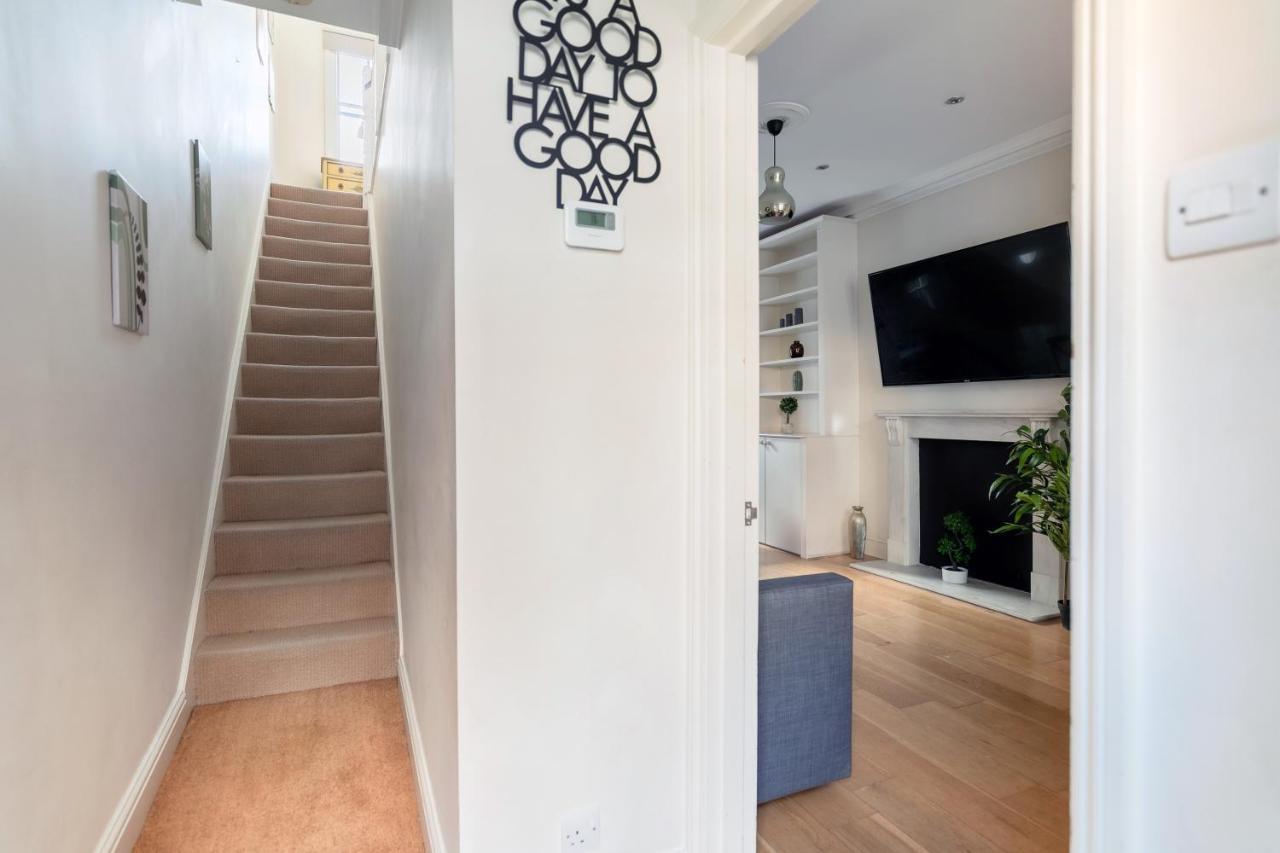 Beautiful 4 Bedroom House Near Paddington Station