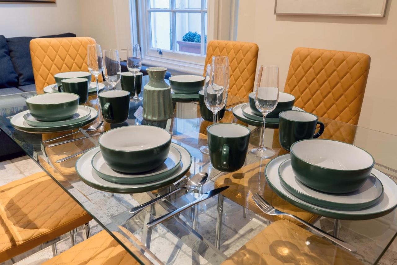 Beautiful 4 Bedroom House Near Paddington Station